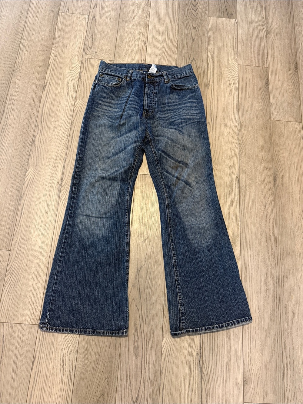 Men's size 32 x 32 Denim Jeans in good used condition